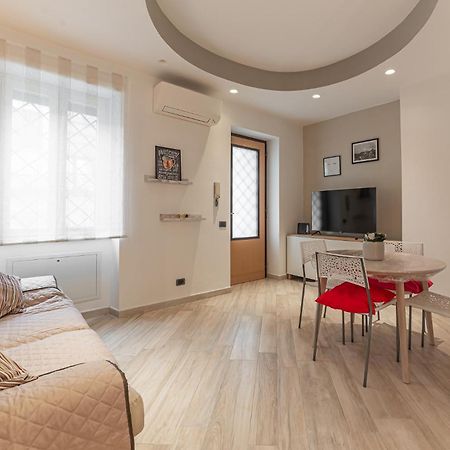 Apartamento Il Nido Di Roma - Ospedale Gemelli & Garden Exterior foto